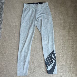 Nike leggings
